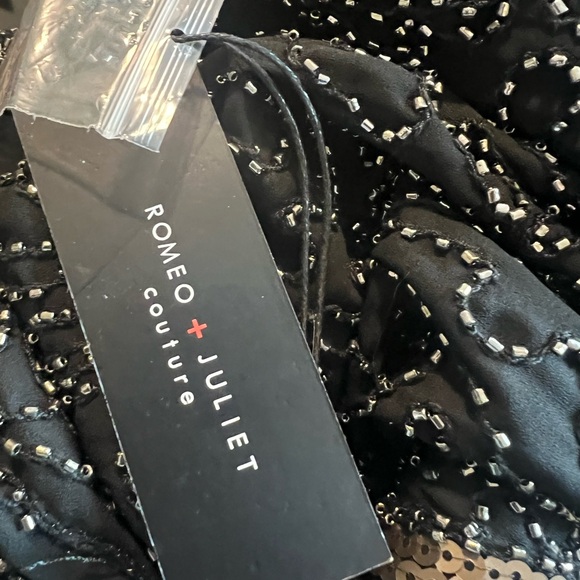 ❤️ROMEO & JULIET COUTURE GOLD BEADED HALTER DRESS NEW WITH TAGS!! SIZE L. - Picture 4 of 8